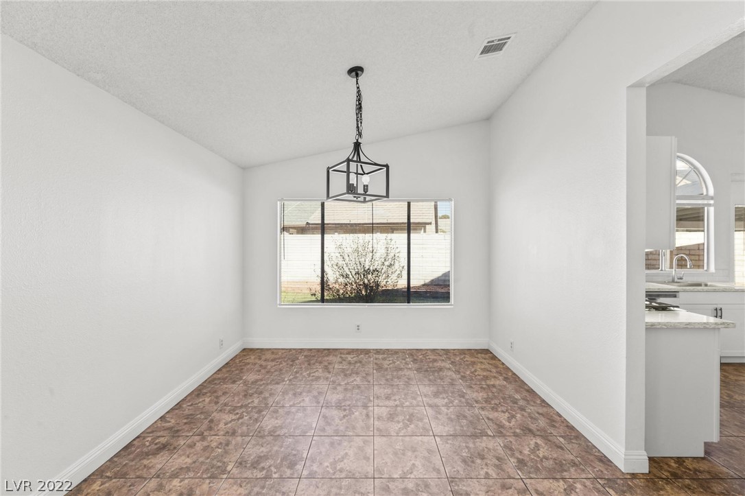 3609 Naugatuck Circle