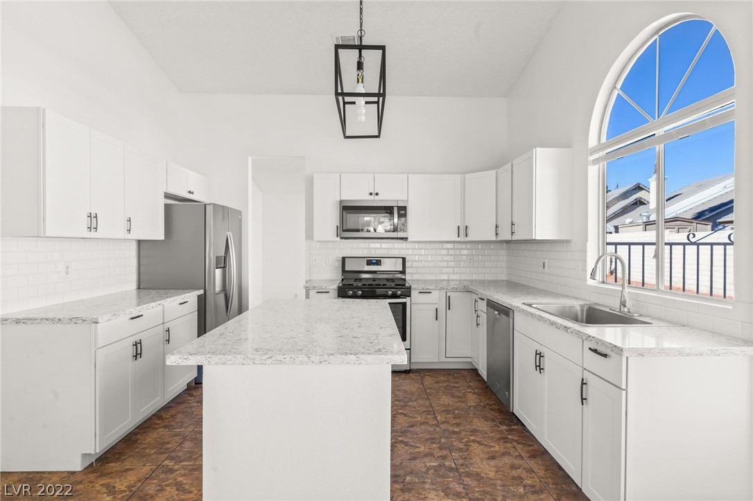 3609 Naugatuck Circle