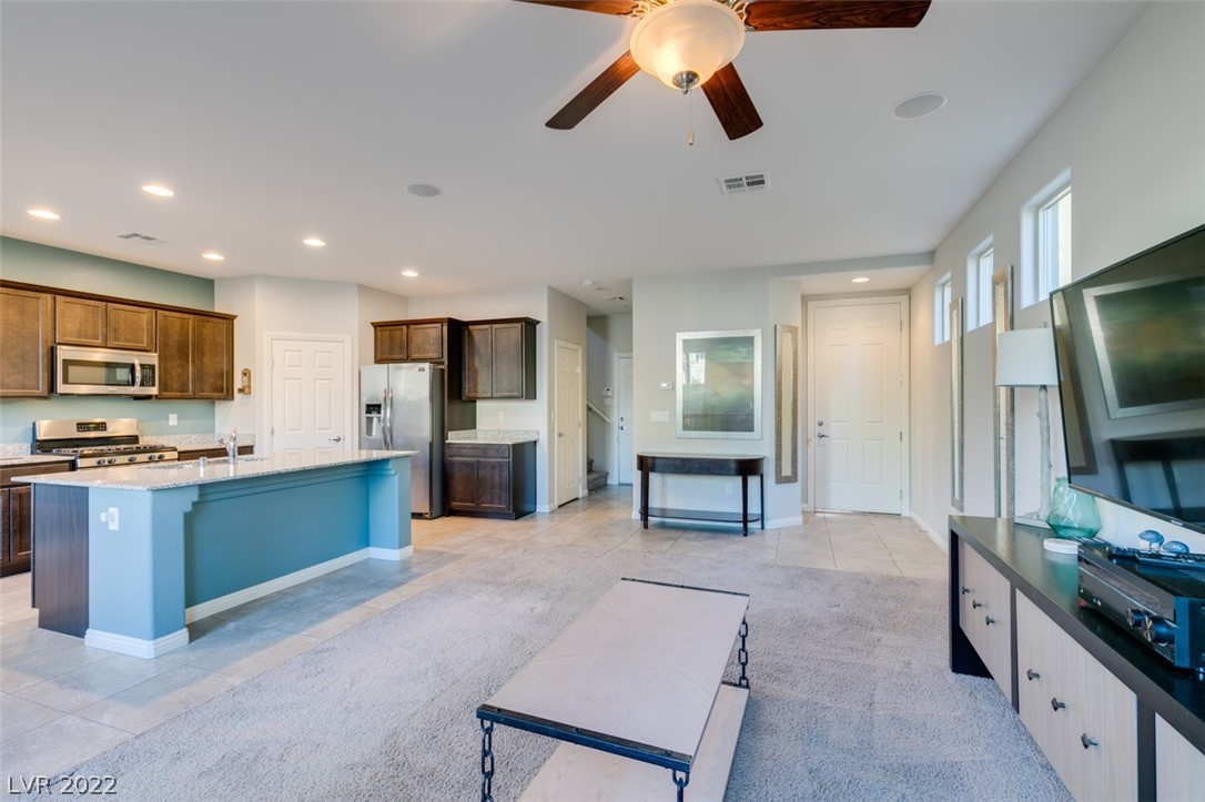 6655 Breakwater Reef Street