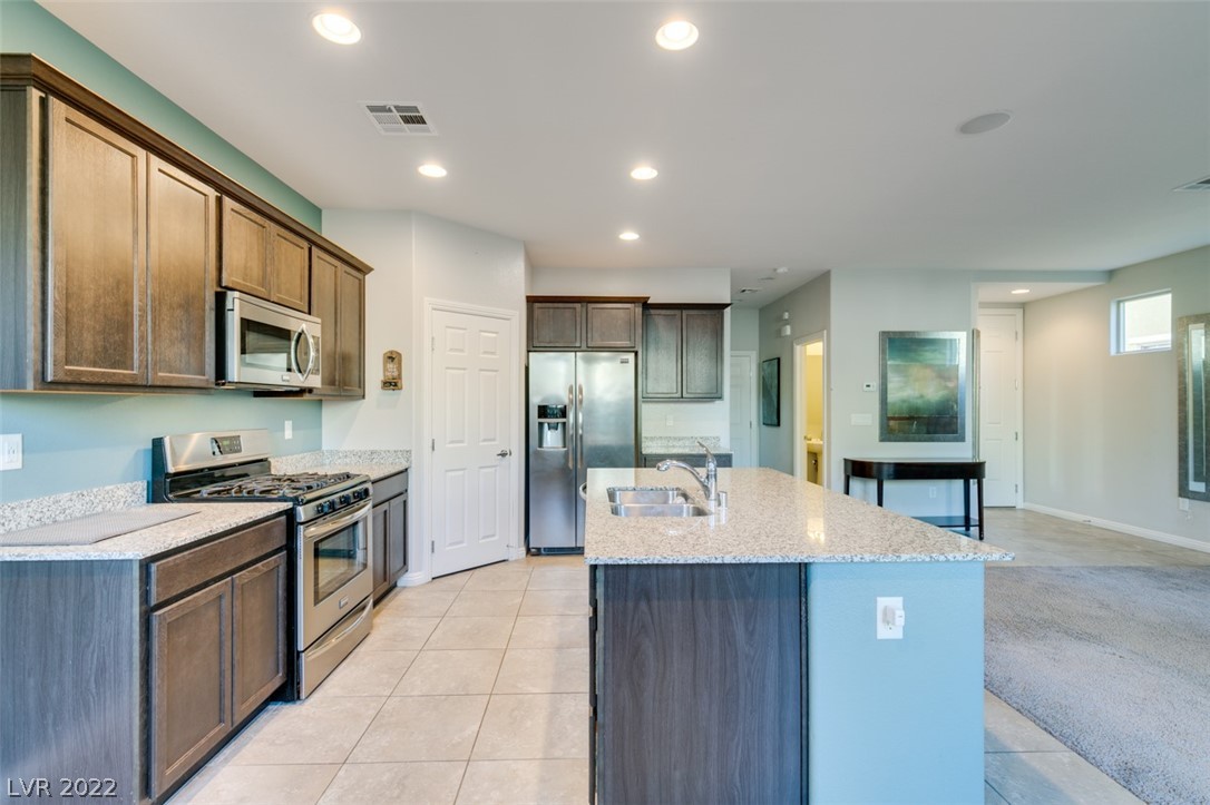 6655 Breakwater Reef Street