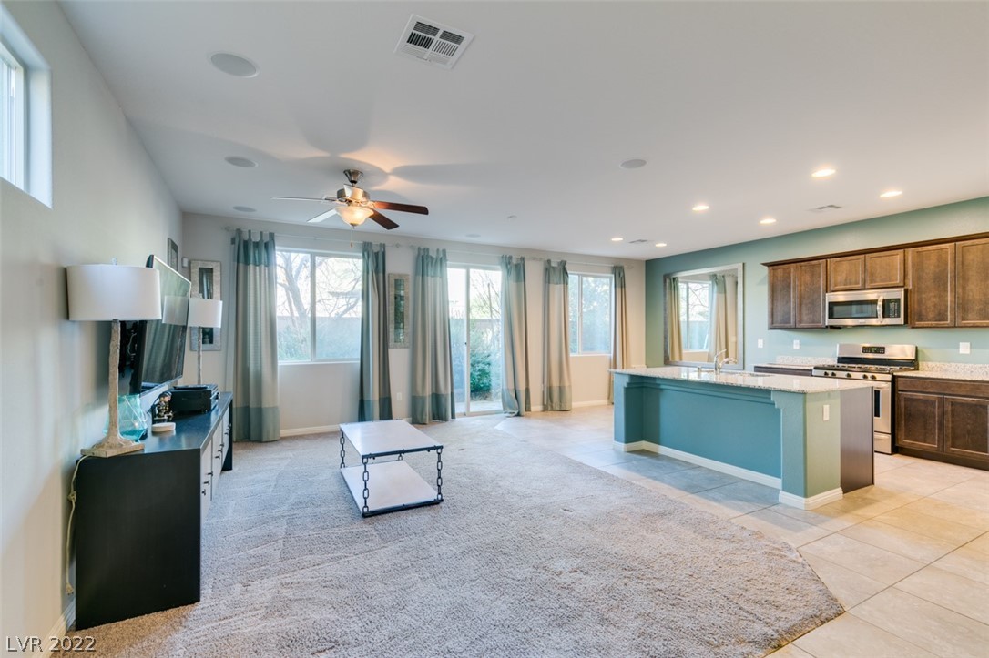 6655 Breakwater Reef Street
