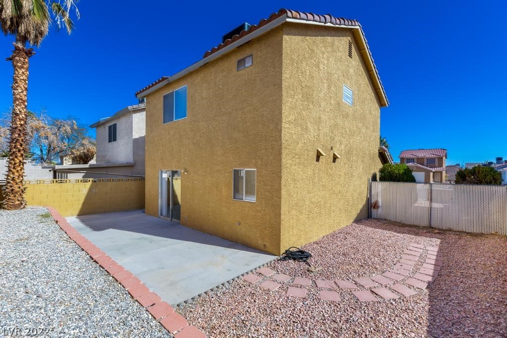 905 Scarlet Ridge Drive