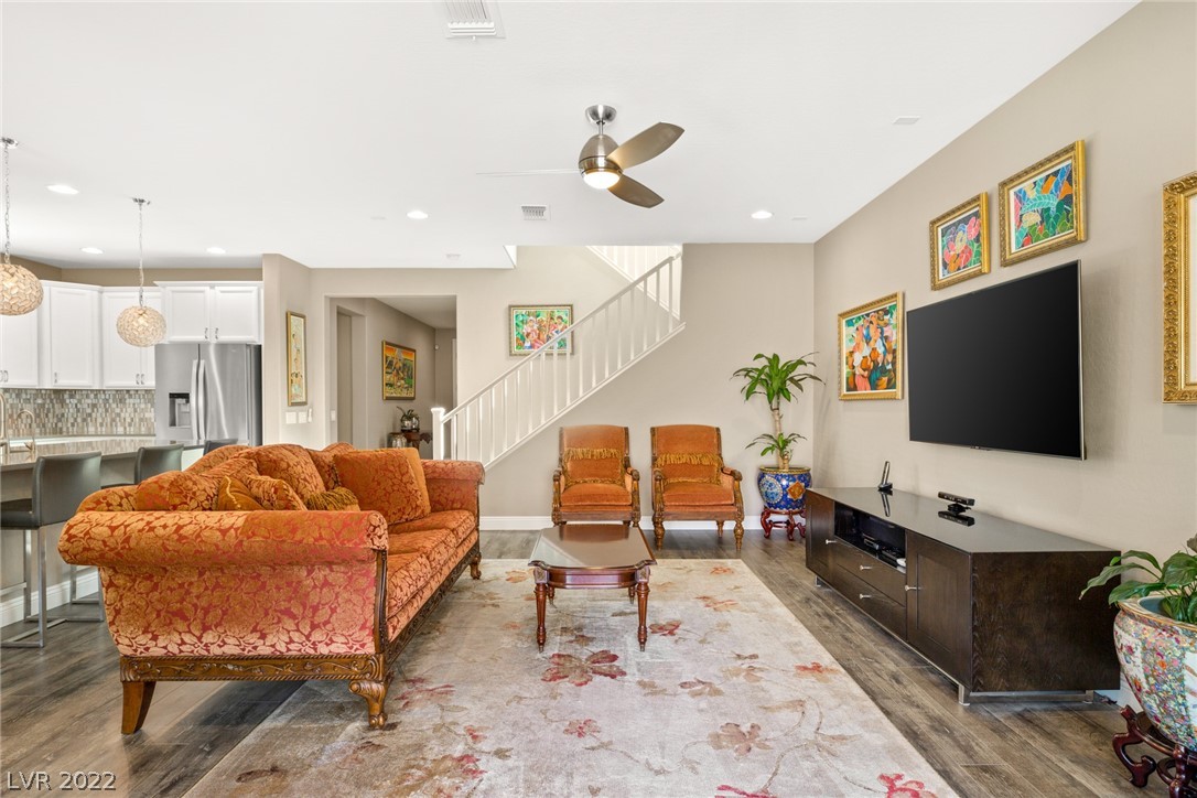 12711 Coastline Shadow Street