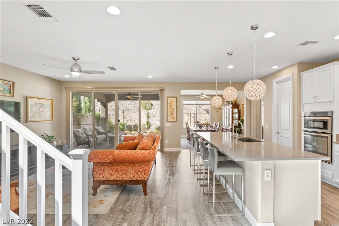 12711 Coastline Shadow Street