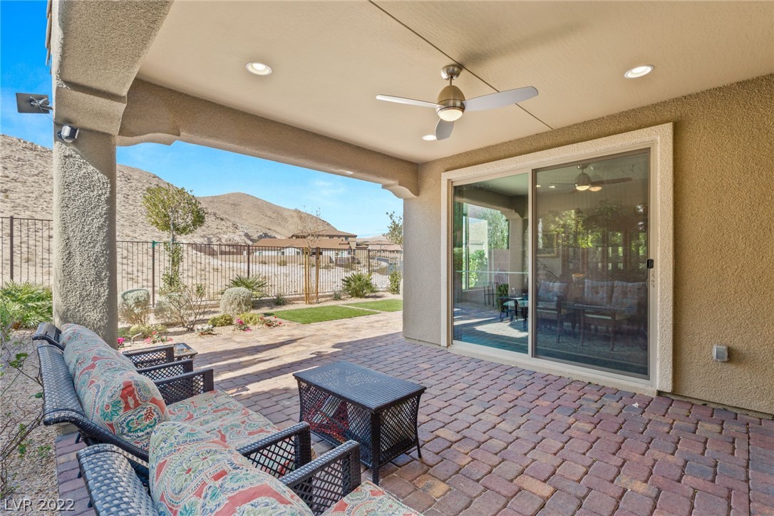 12711 Coastline Shadow Street