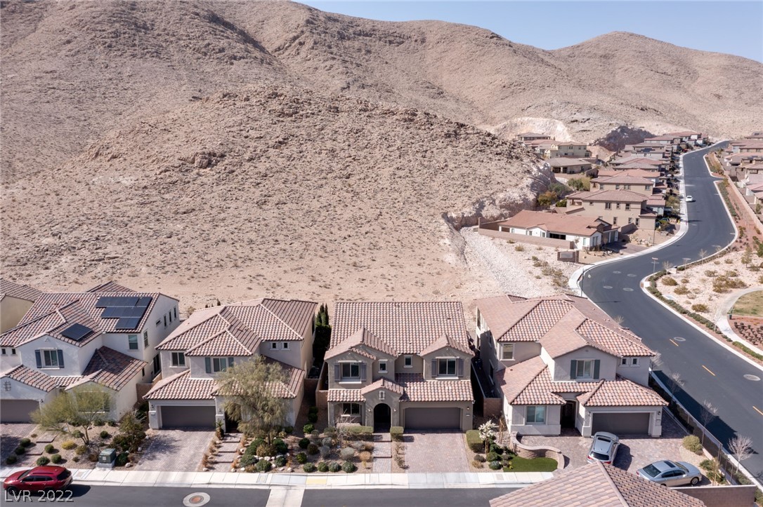 12711 Coastline Shadow Street