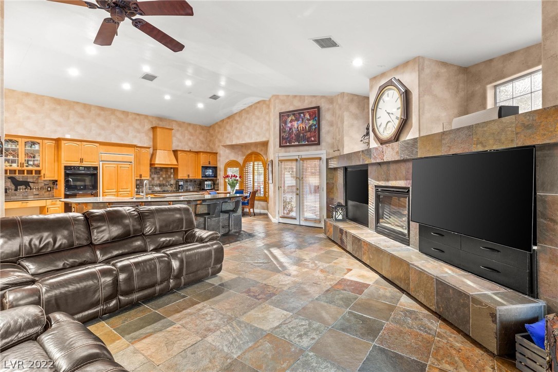 8200 Omni Court