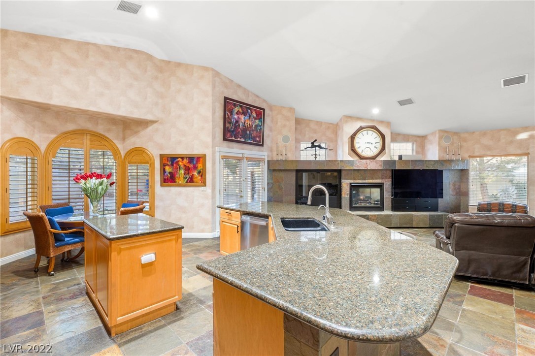 8200 Omni Court