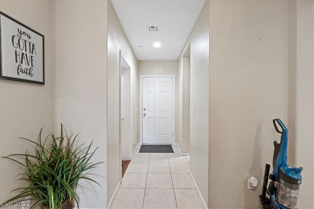 7560 Trendy Court