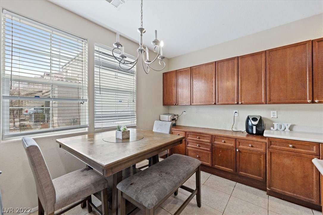 7560 Trendy Court