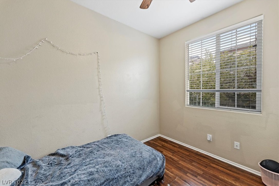 7560 Trendy Court
