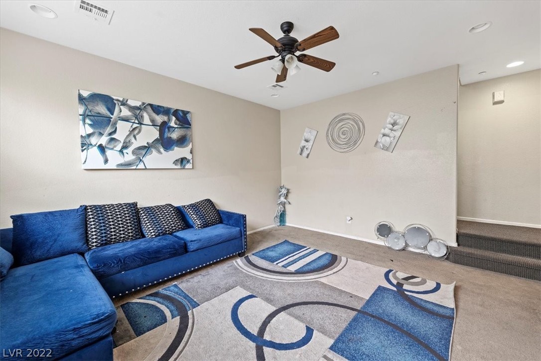 7560 Trendy Court