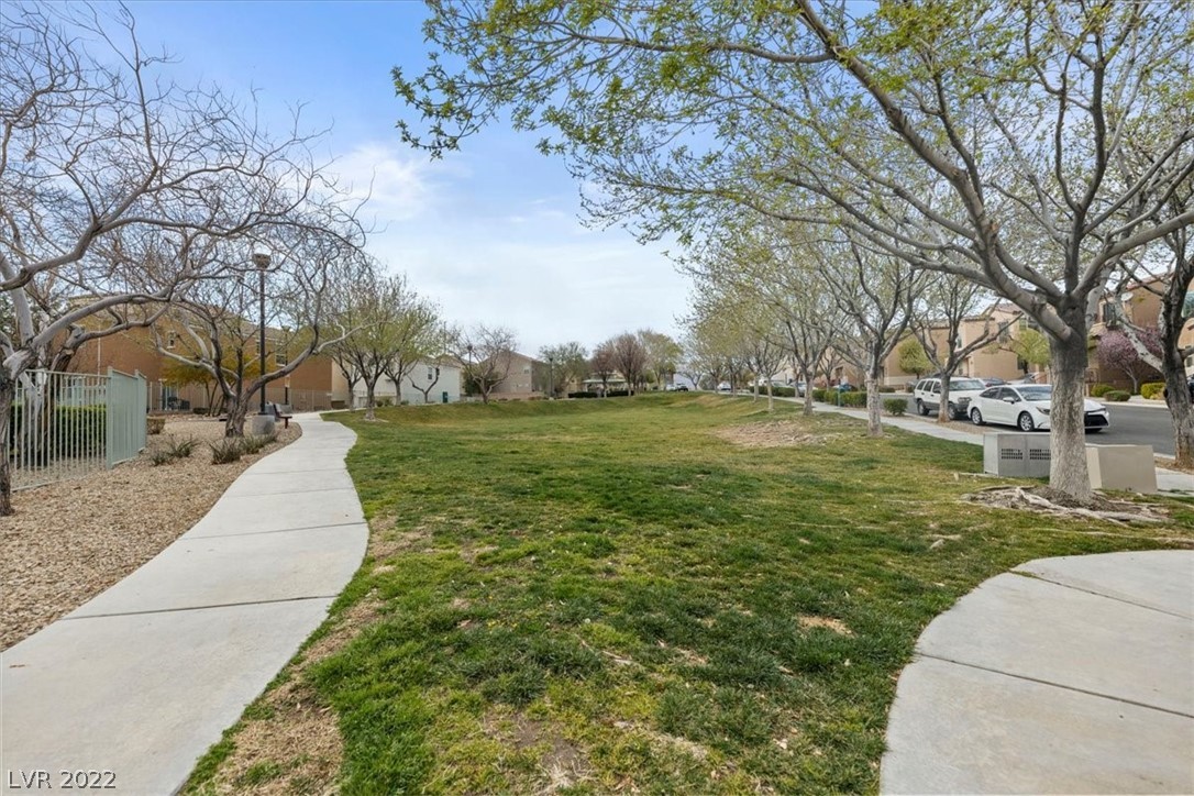 7560 Trendy Court