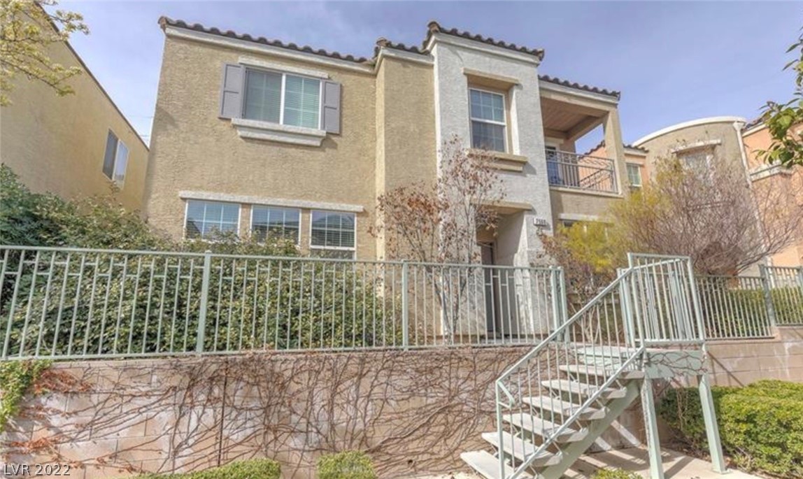 7560 Trendy Court