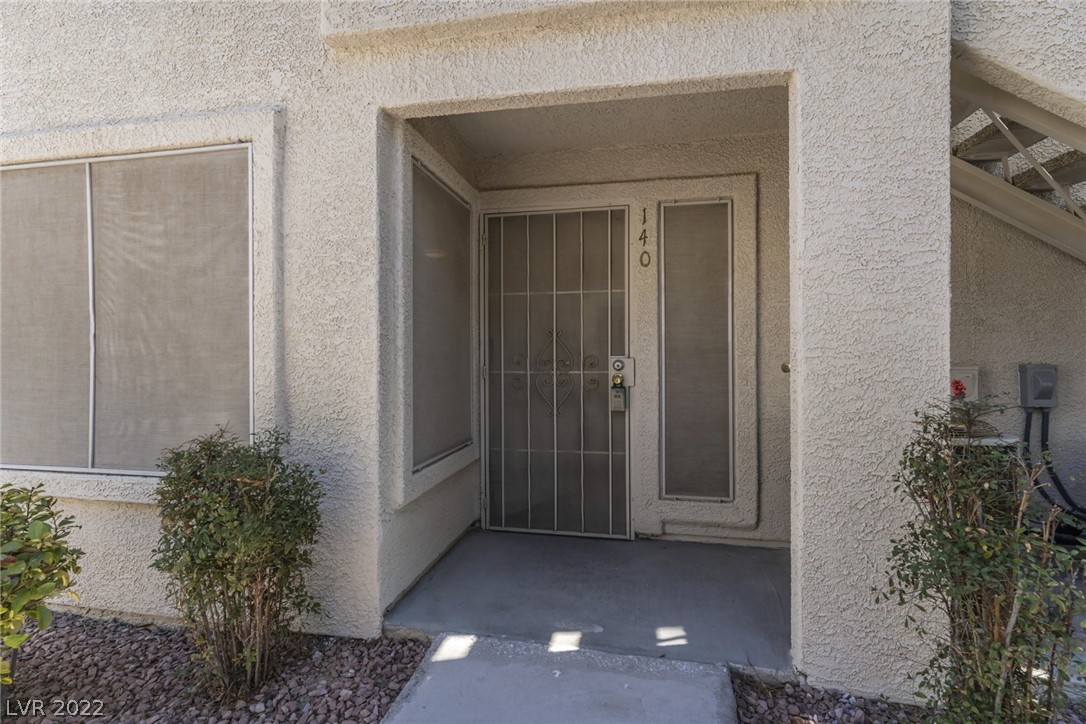 3425 E Russell Road Unit: 140