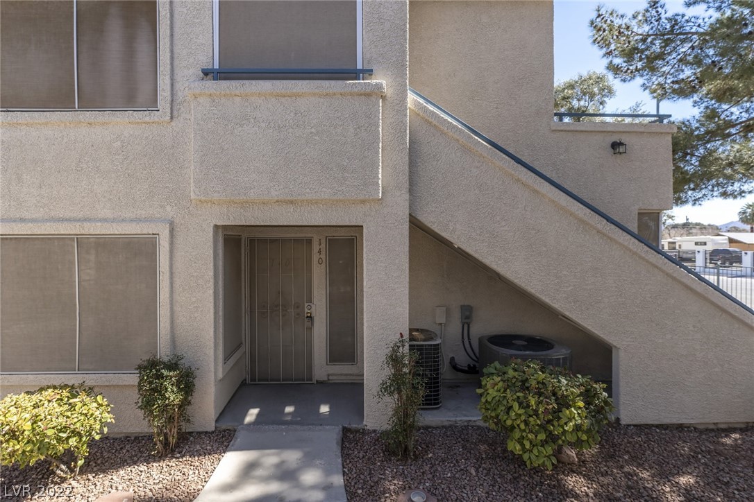 3425 E Russell Road Unit: 140