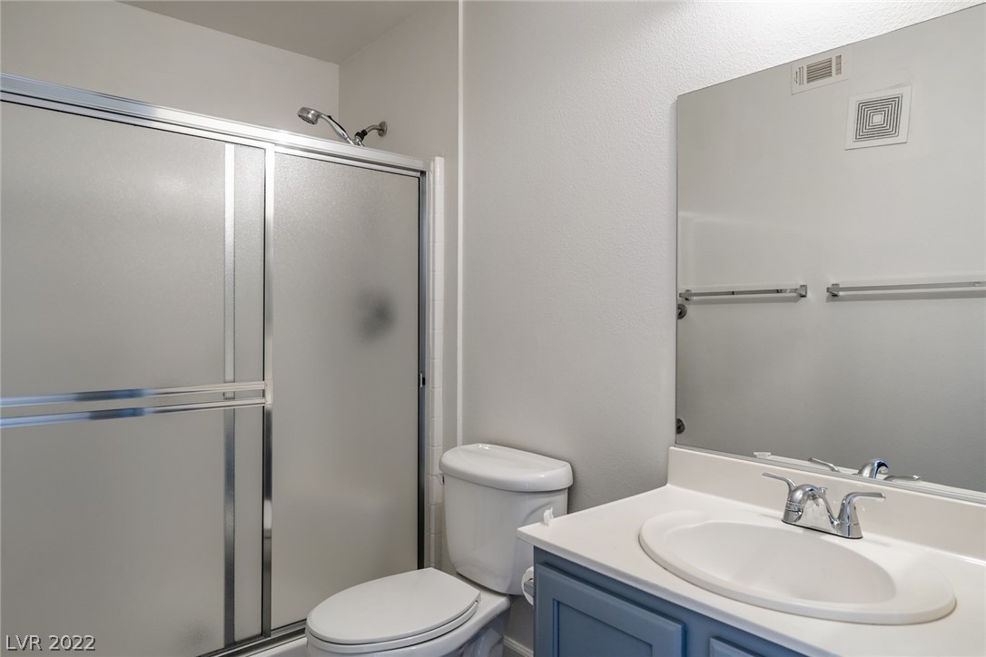 3425 E Russell Road Unit: 140