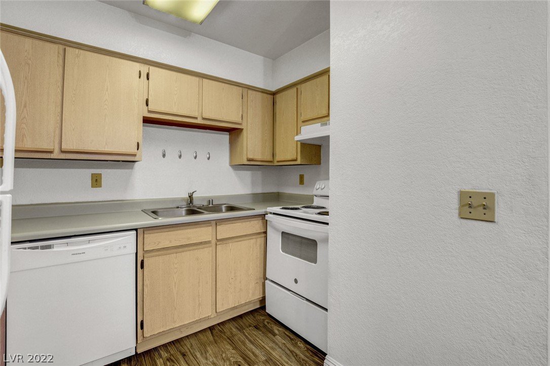 3151 Soaring Gulls Drive Unit: 2170