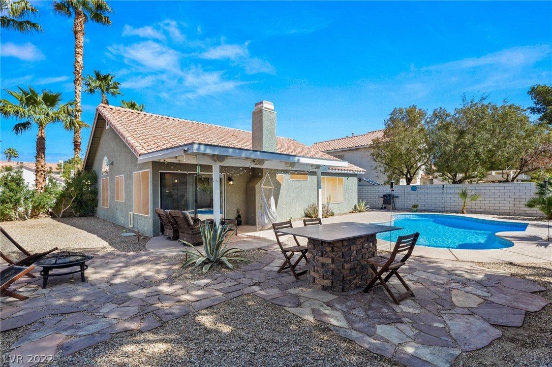 1727 Heather Oaks Way