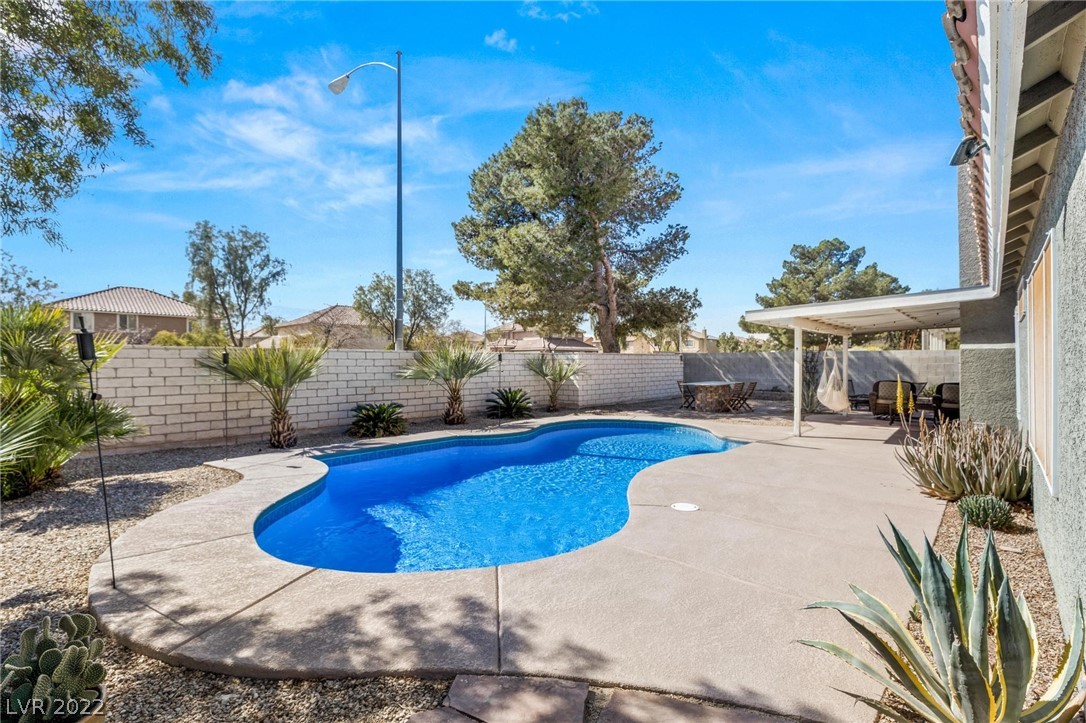 1727 Heather Oaks Way