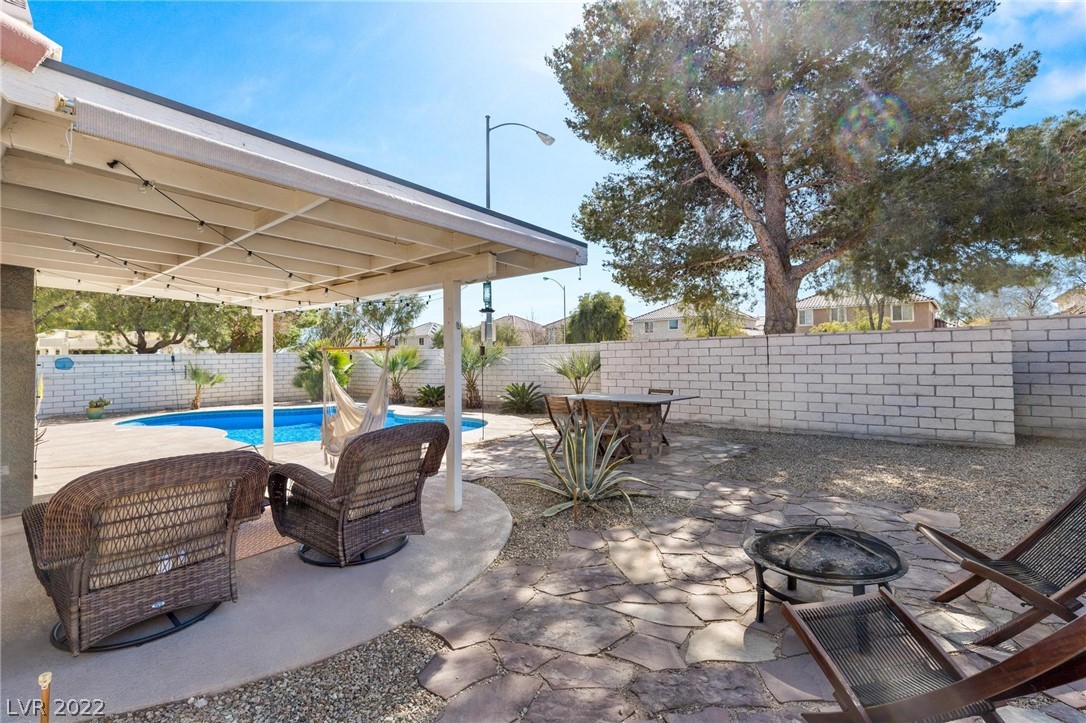1727 Heather Oaks Way