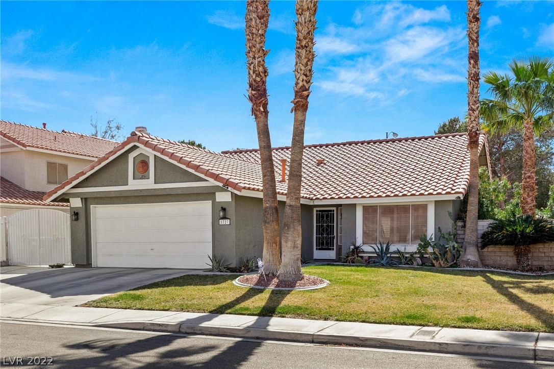 1727 Heather Oaks Way