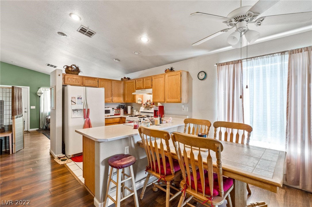 4431 Bertram Lane