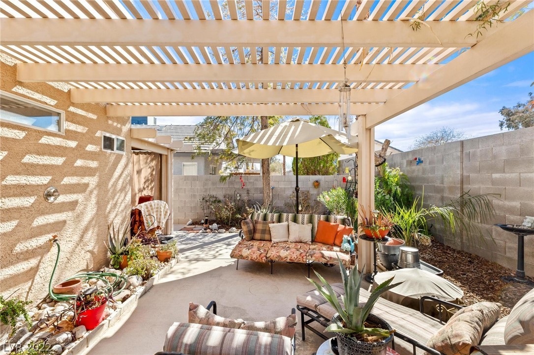 4431 Bertram Lane