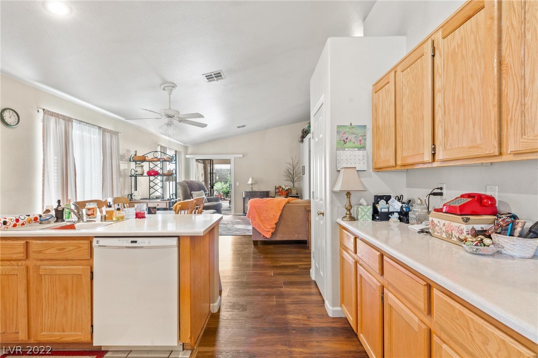 4431 Bertram Lane