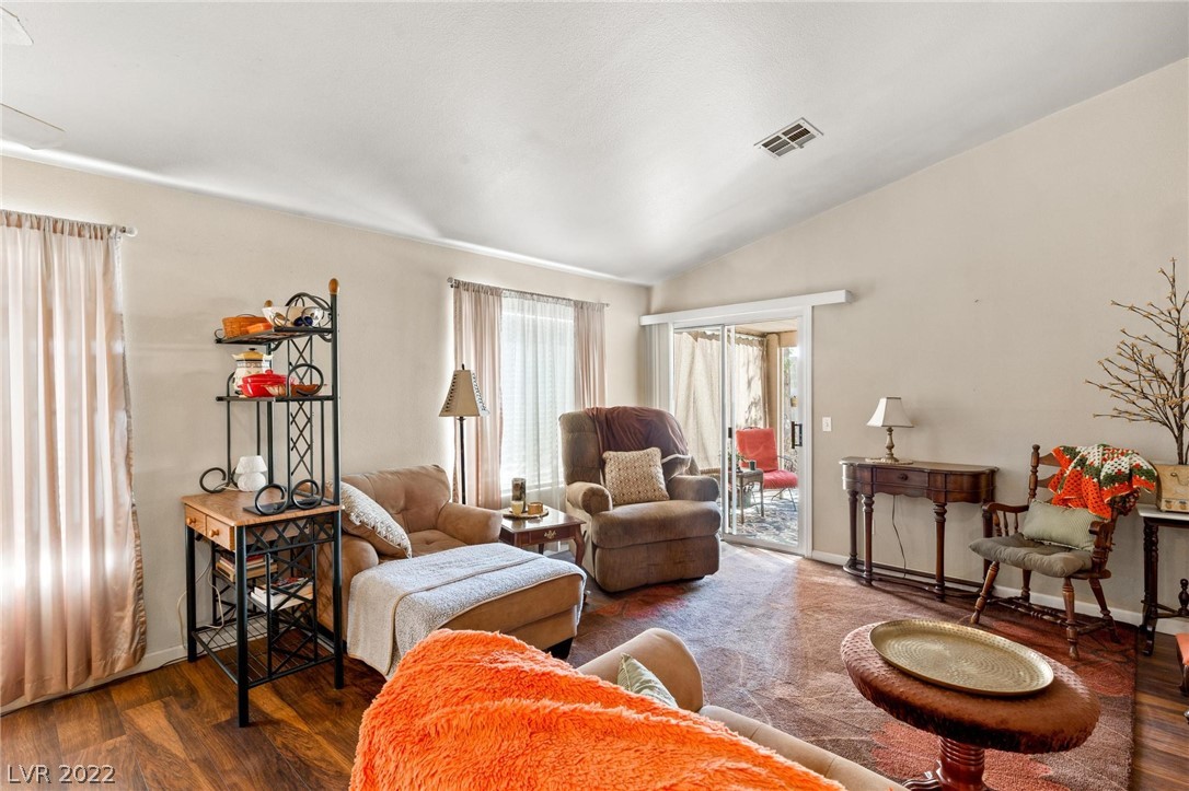 4431 Bertram Lane