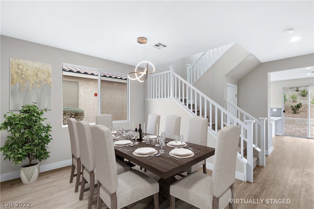 2269 Surrey Meadows Avenue