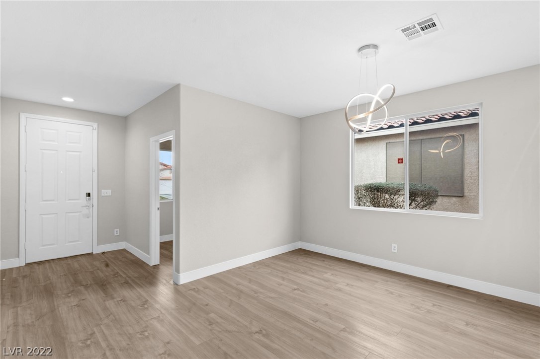 2269 Surrey Meadows Avenue