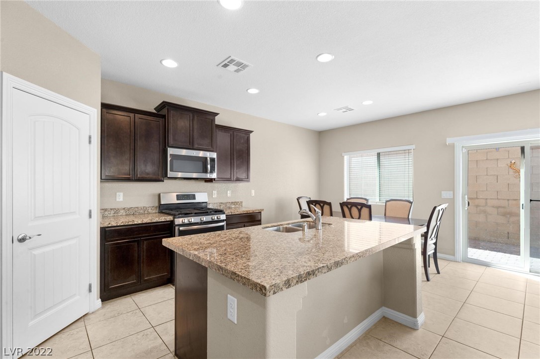 6769 Browns Bay Court