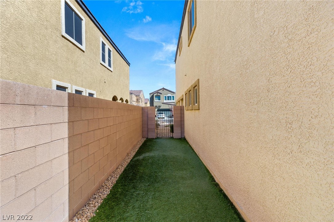 6769 Browns Bay Court