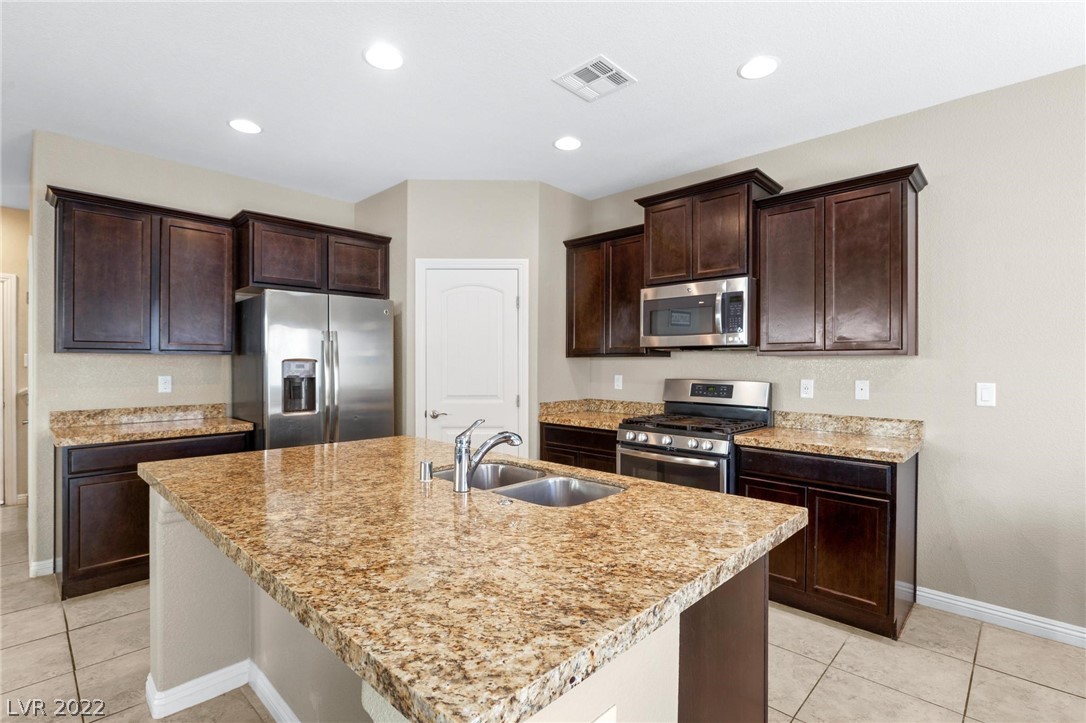 6769 Browns Bay Court