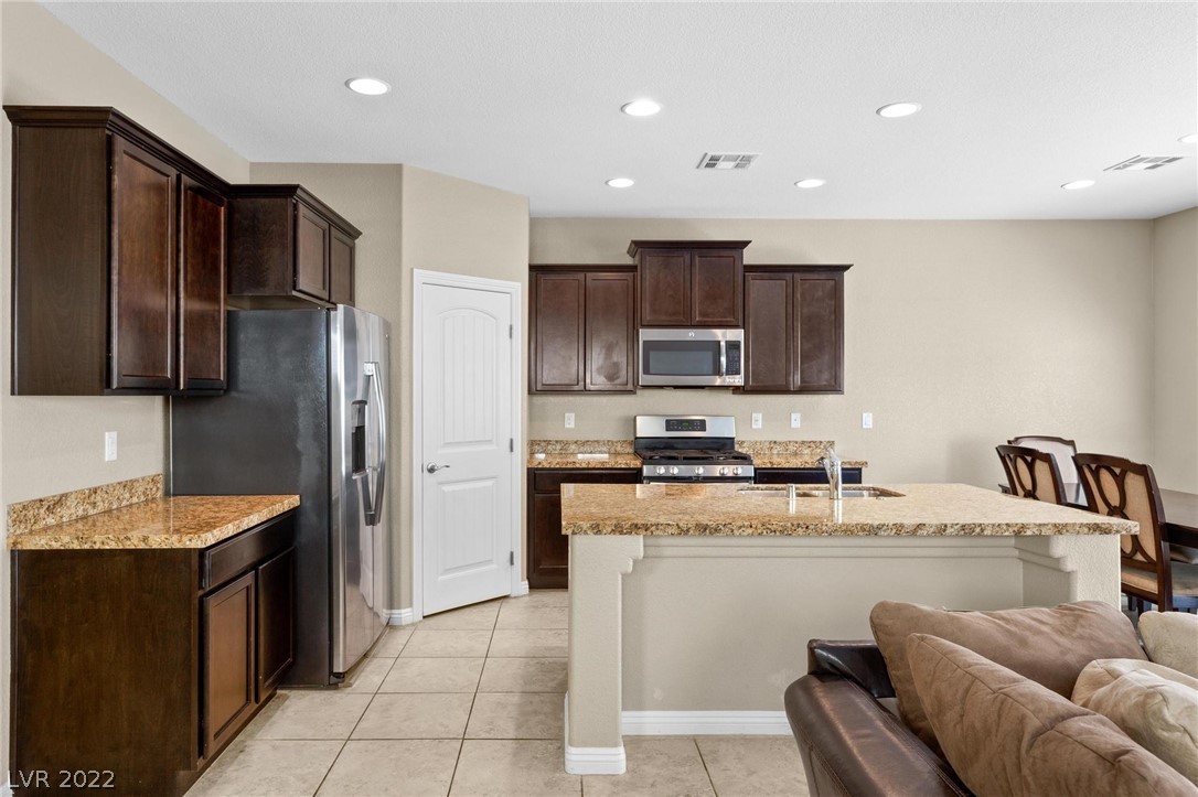 6769 Browns Bay Court