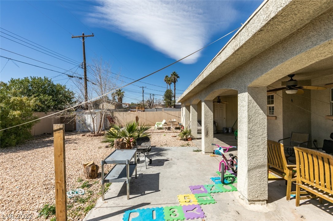 6221 Casada Way