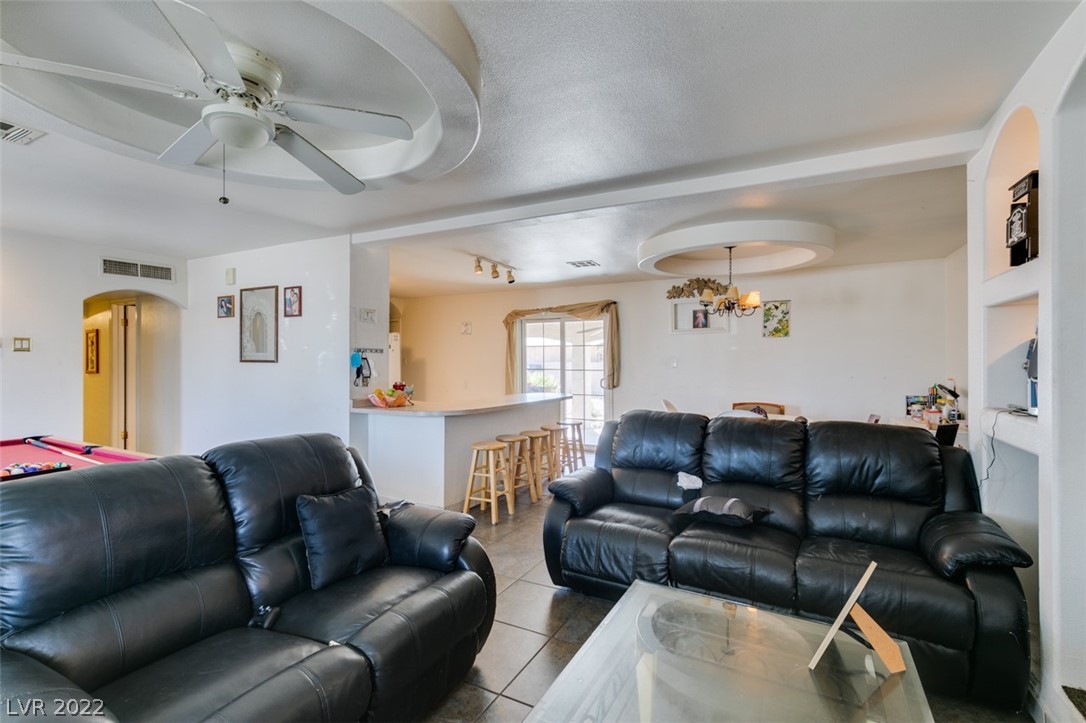 6221 Casada Way