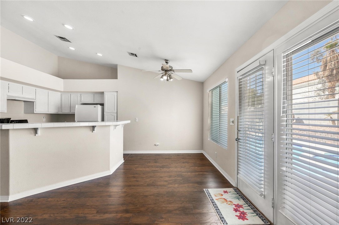 9184 Highland Springs Circle