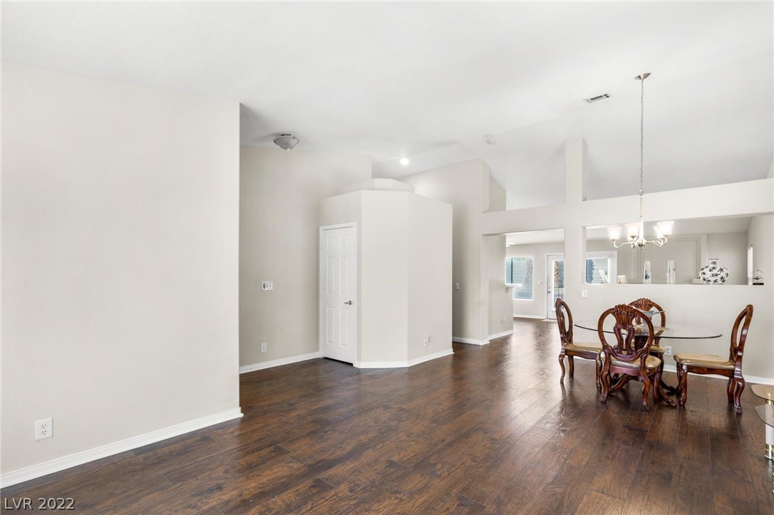 9184 Highland Springs Circle