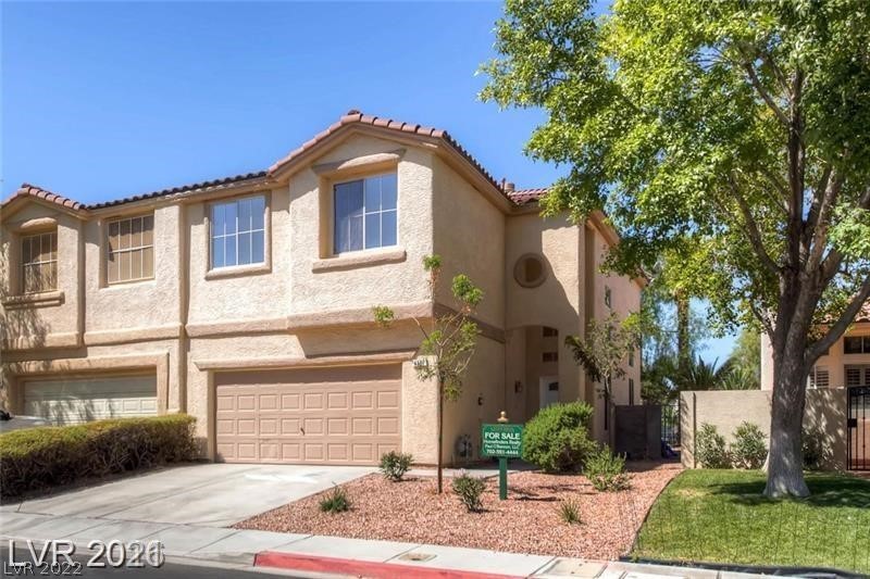 1107 Scenic Crest Drive