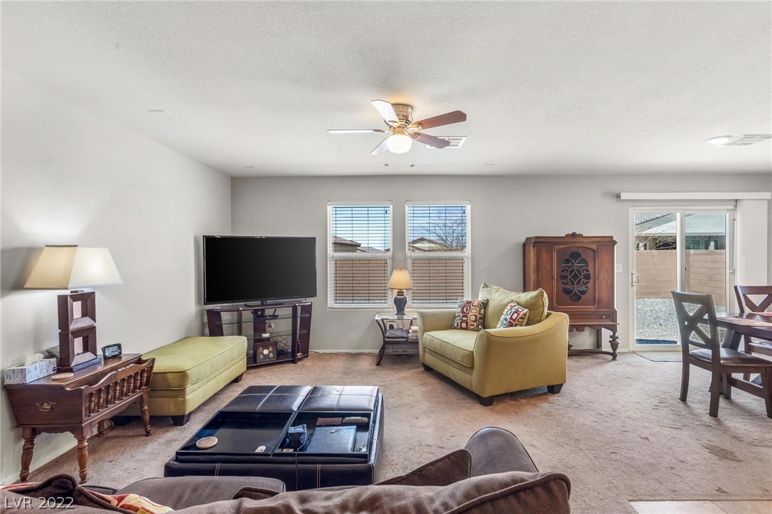 3624 E Garfield Drive