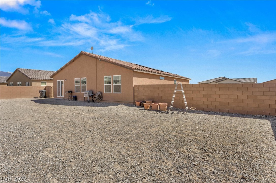 3624 E Garfield Drive