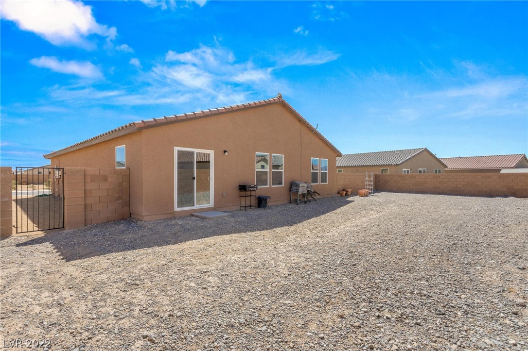 3624 E Garfield Drive