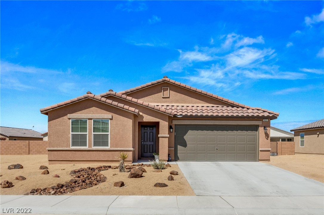 3624 E Garfield Drive