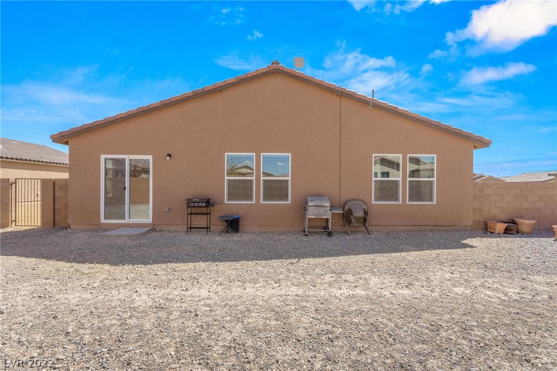 3624 E Garfield Drive