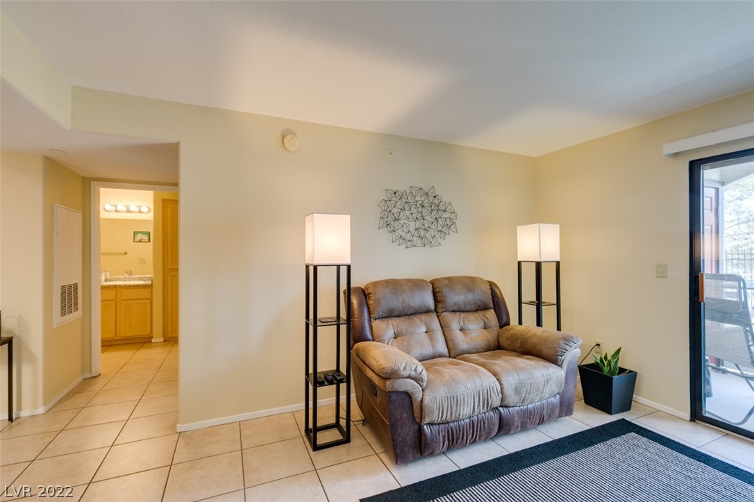 950 Seven Hills Drive Unit: 2413
