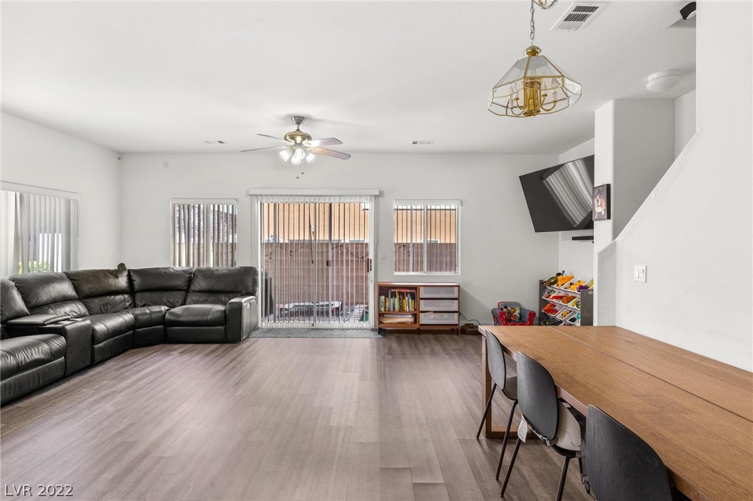 9303 Gilcrease Avenue Unit: 1099