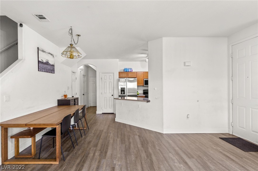 9303 Gilcrease Avenue Unit: 1099