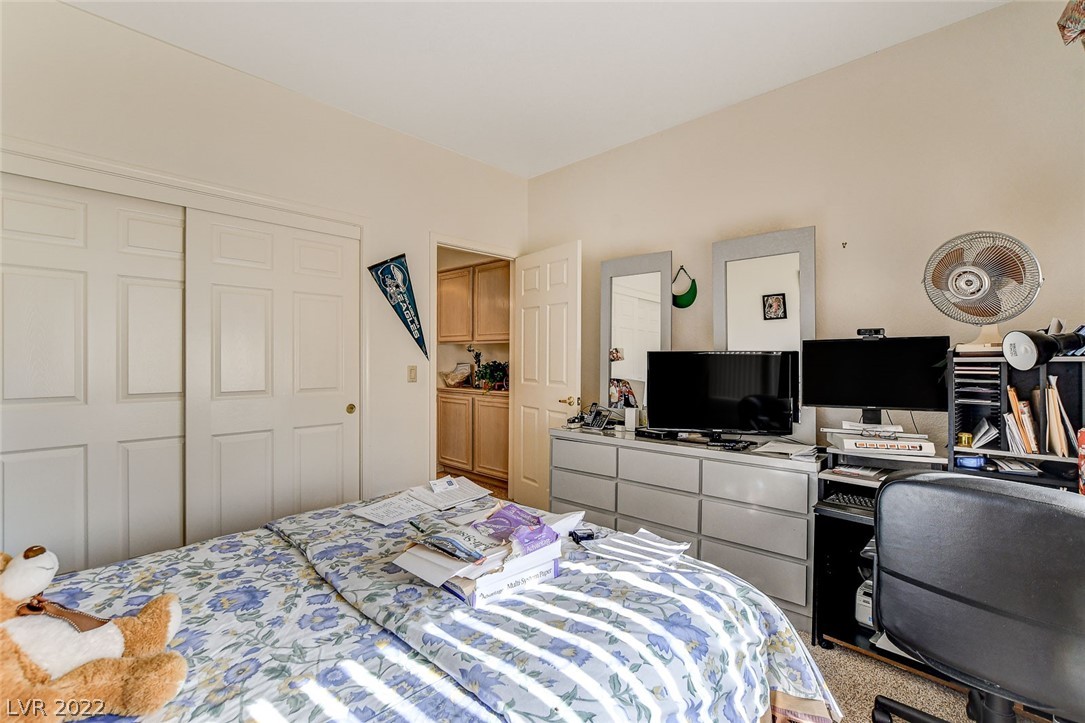 2436 Desert Butte Drive